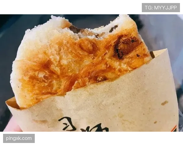 易建联拎着贵到让人怀疑人生的名牌袋子去菜市场，排队的大妈集体懵了