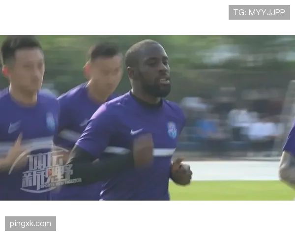 撕开防线前插制造威胁 埃托奥近期回归中锋压倒新秀